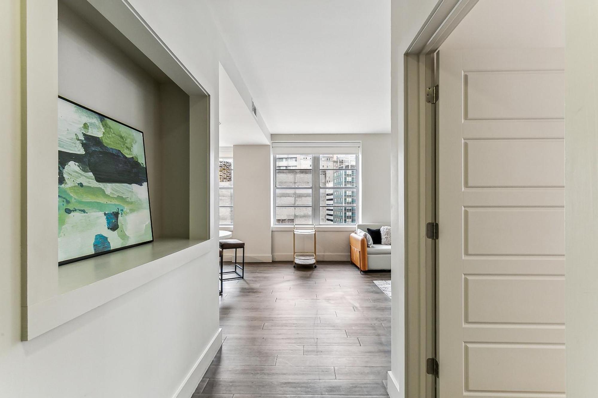 Upscale Condos And Penthouses Close To Canal And Bourbon St นิวออร์ลีนส์ ภายนอก รูปภาพ