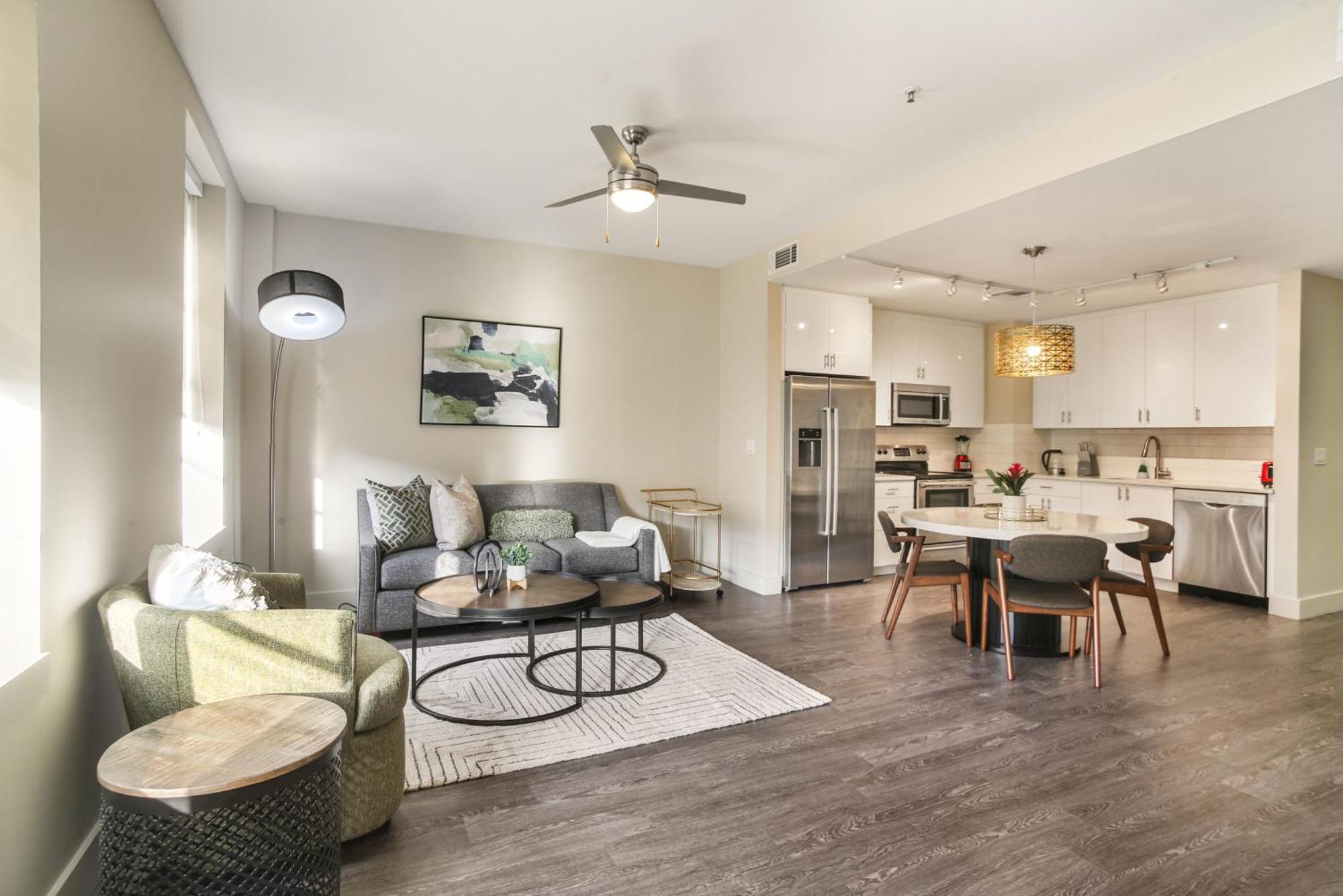 Upscale Condos And Penthouses Close To Canal And Bourbon St นิวออร์ลีนส์ ภายนอก รูปภาพ