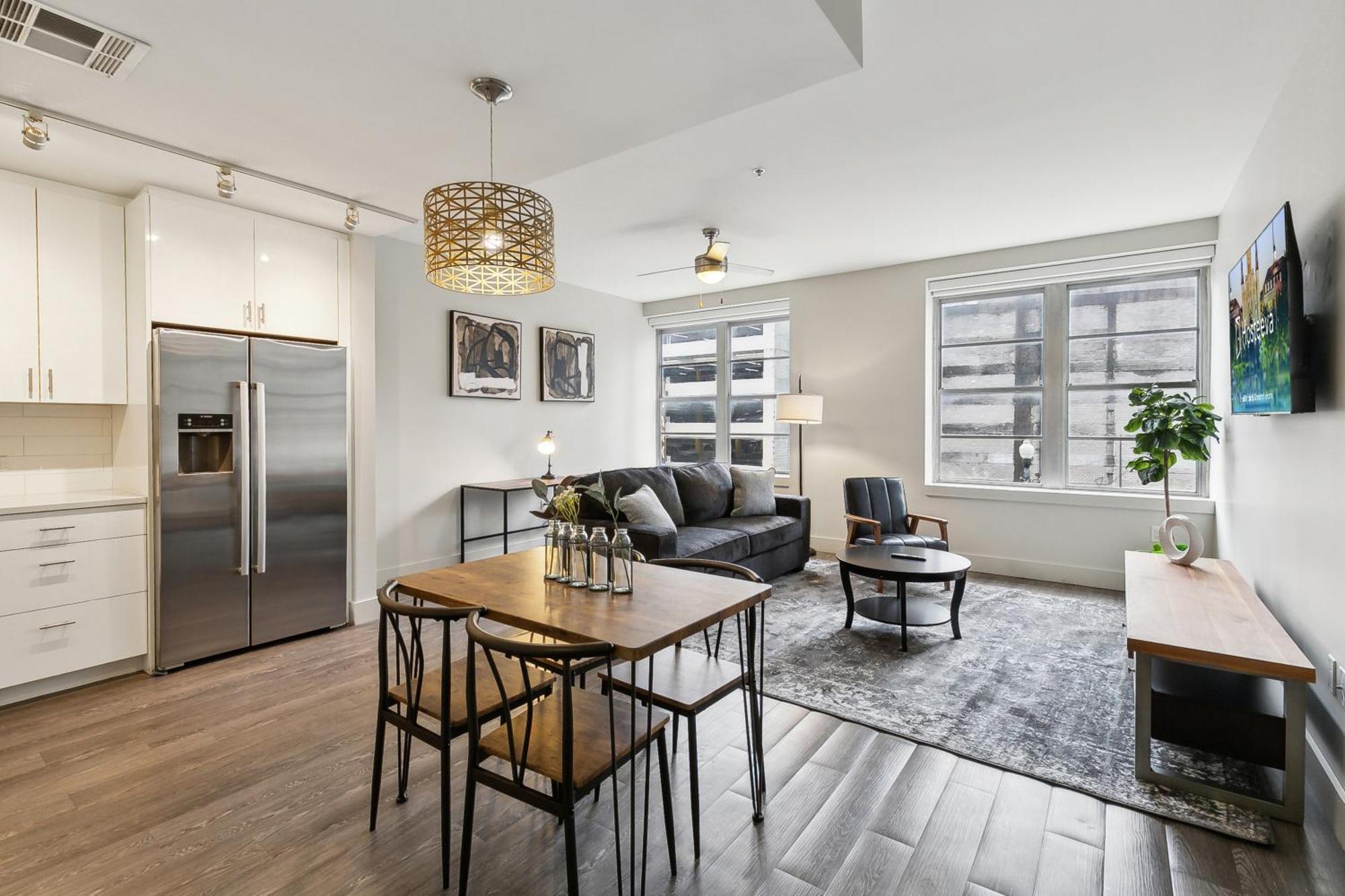 Upscale Condos And Penthouses Close To Canal And Bourbon St นิวออร์ลีนส์ ภายนอก รูปภาพ